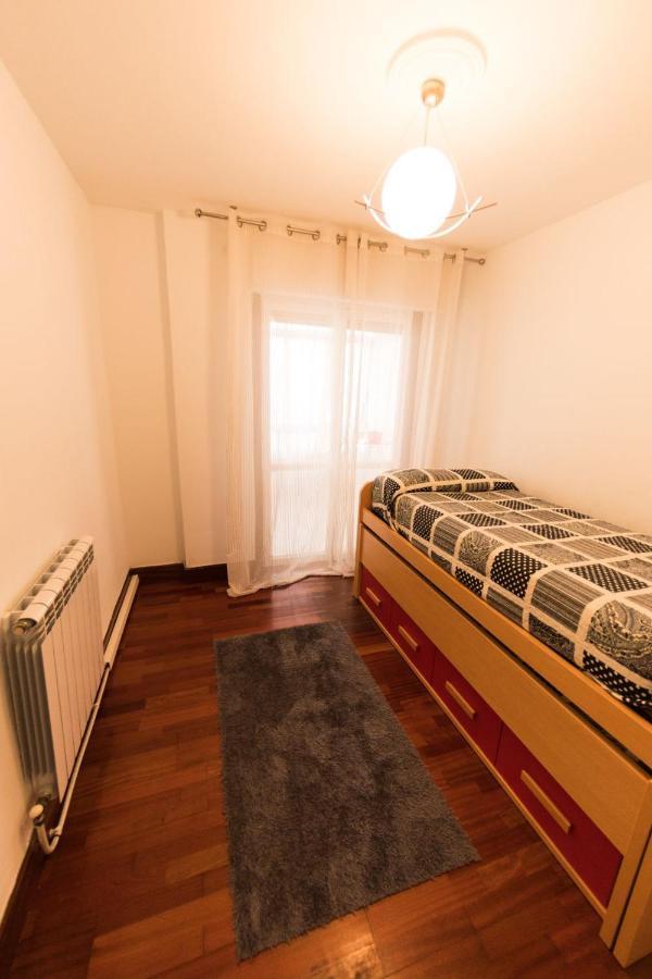 Apartamento Danae Centro Zumaia Buitenkant foto
