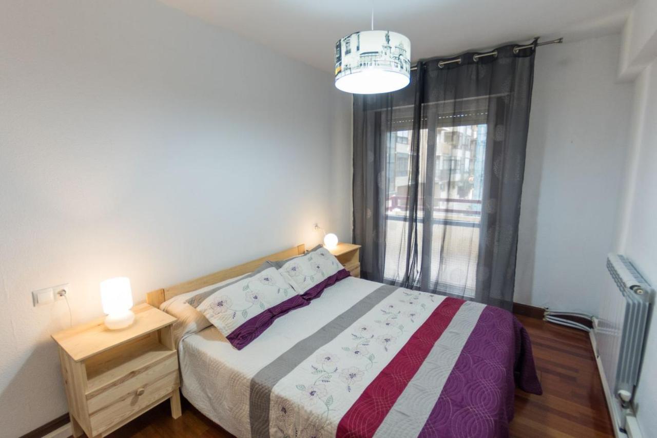 Apartamento Danae Centro Zumaia Buitenkant foto